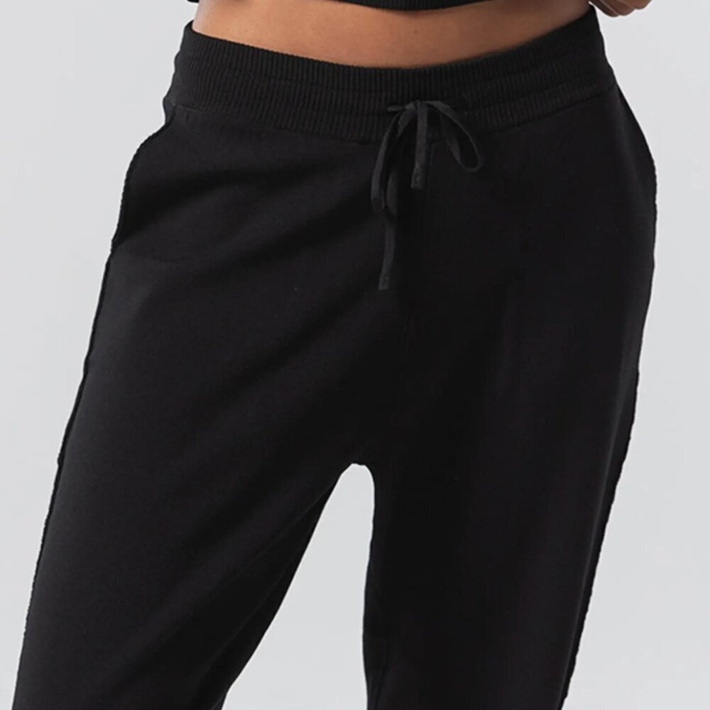 KADA The Sweater Jogger Ink Black Women's Small $178